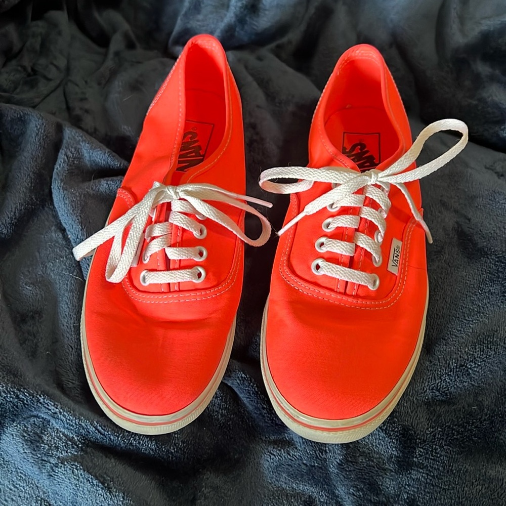 Vans in Neon Coral Canvas